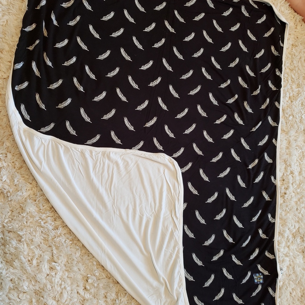 Kickee stroller blanket EUC